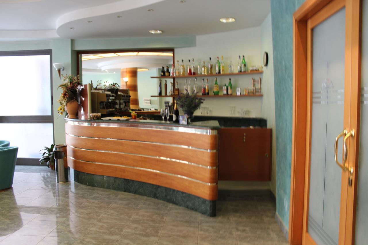 Hotel American Беллария-Иджеа-Марина Экстерьер фото