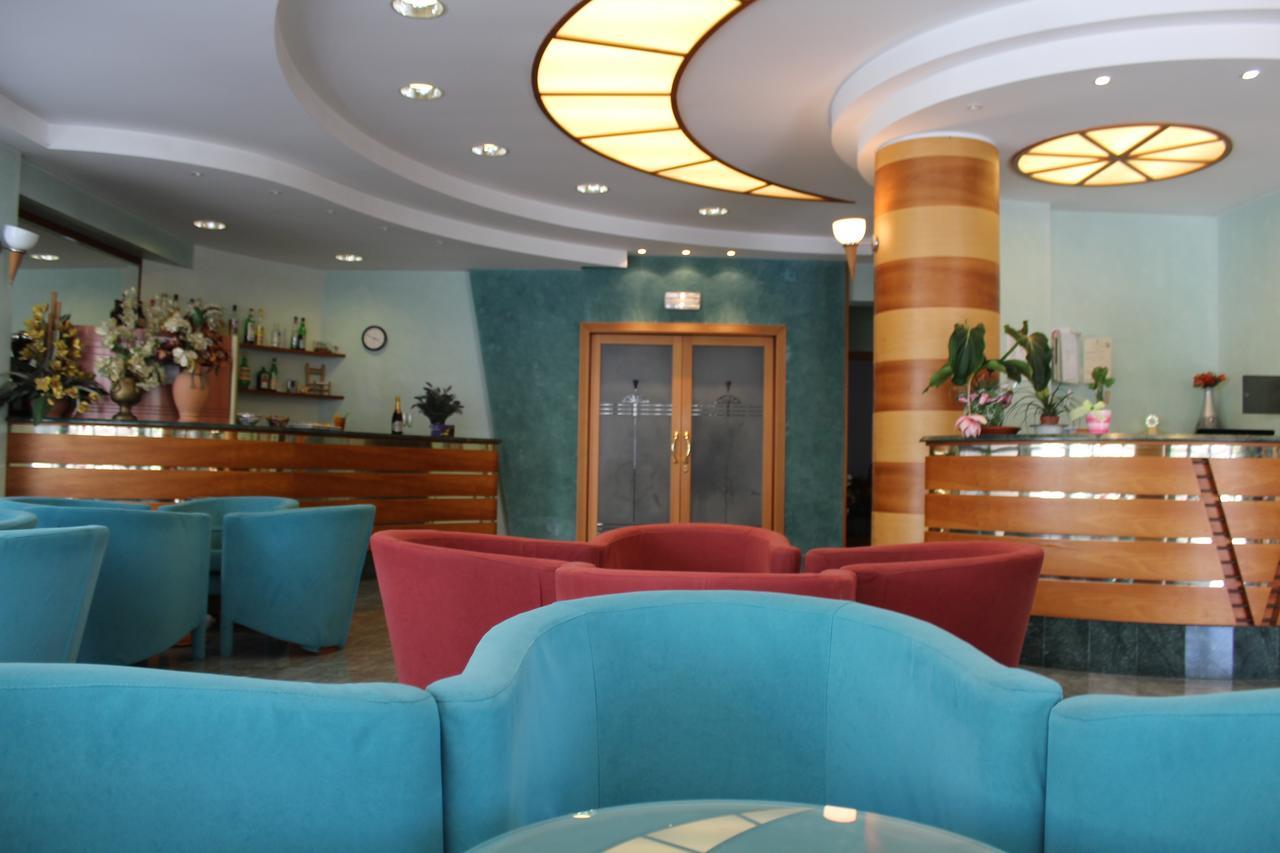 Hotel American Беллария-Иджеа-Марина Экстерьер фото
